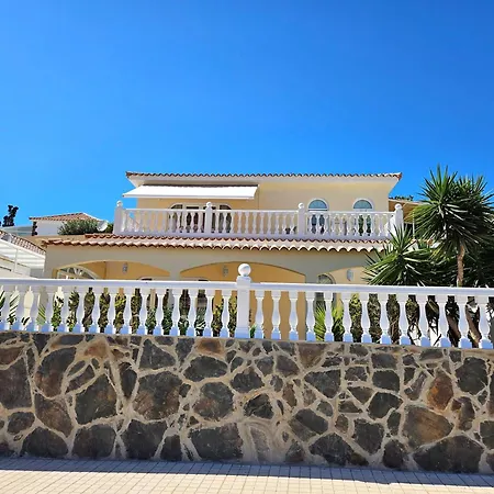 Holiday home Casa Yucca - Luxury With Jacuzzi *